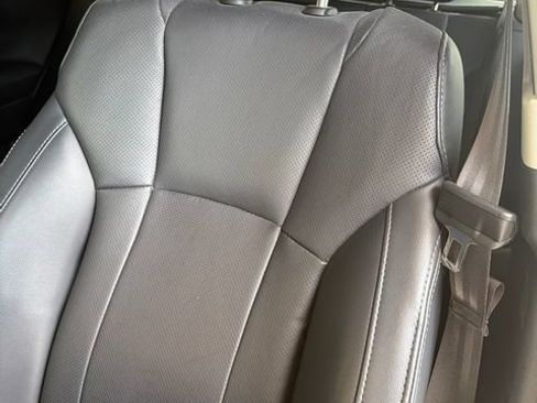 Used 2024 Subaru Outback Limited AWD/4WD image 5