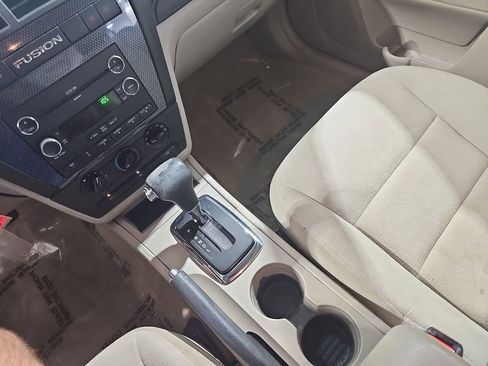 Used 2009 Ford Fusion SE FWD image 26