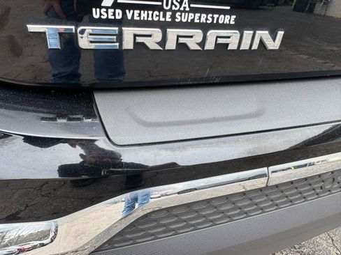 Used 2017 GMC Terrain SLE AWD/4WD image 17