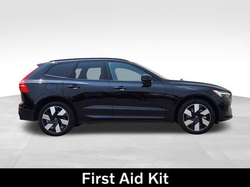 Certified 2024 Volvo XC60 T8 Plus w/ Protection Package Premier AWD/4WD image 10