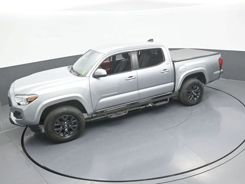 Used 2023 Toyota Tacoma SR5 RWD image 43
