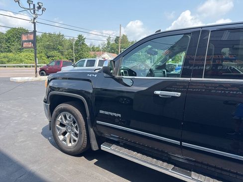 Used 2015 GMC Sierra 1500 SLT w/ SLT Crew Cab Value Package AWD/4WD image 4