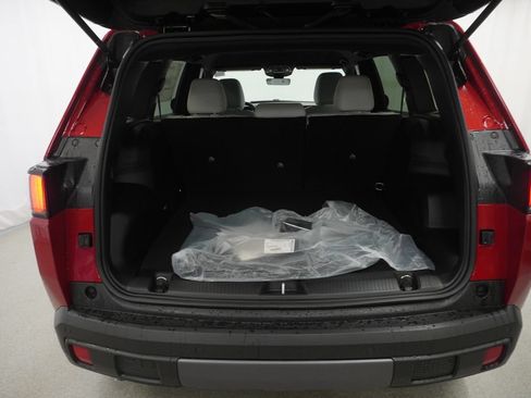 New 2026 Jeep Cherokee Laredo AWD/4WD image 29