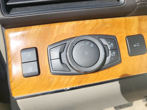 Used 2015 Lincoln MKX AWD w/ Equipment Group 102A image 15