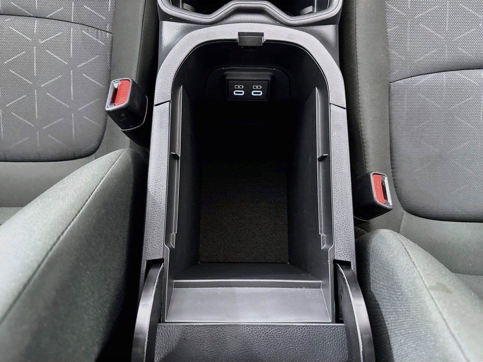Certified 2025 Toyota RAV4 XLE AWD/4WD image 30