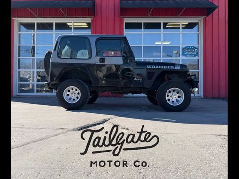 Used 1992 Jeep Wrangler 4WD image 1