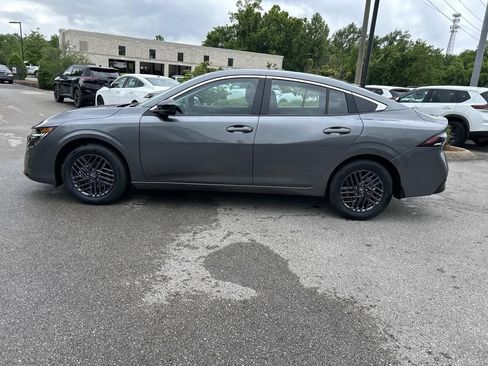 New 2026 Nissan Sentra SV w/ SV Convenience Package FWD image 4