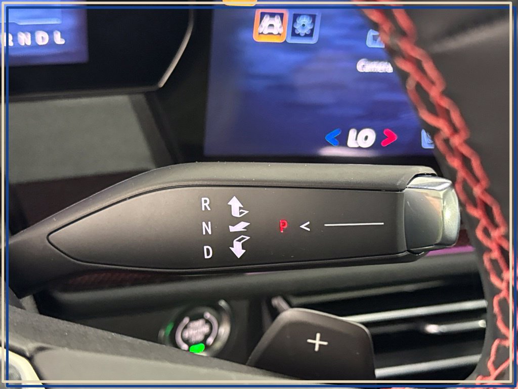 New 2027 Chevrolet Traverse RS AWD/4WD image 16