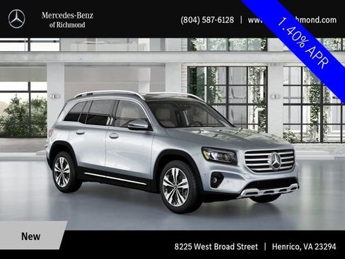 Used 2026 Mercedes-Benz GLB 250 4MATIC image 11
