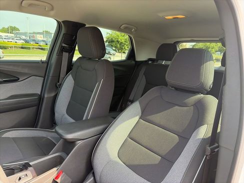 Certified 2023 Chevrolet TrailBlazer LS AWD/4WD image 43