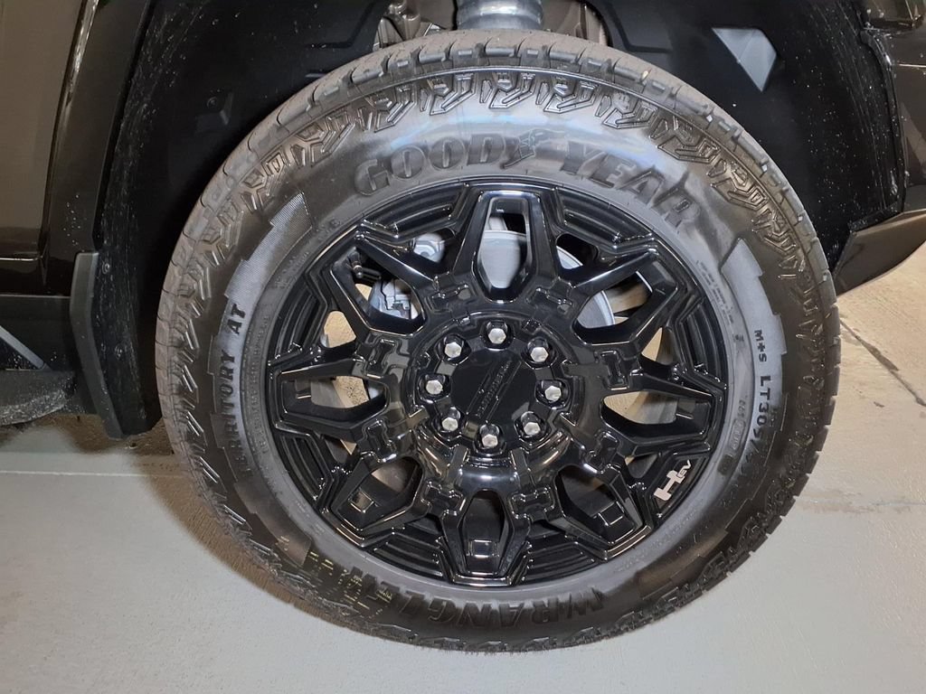 Used 2026 GMC Hummer EV SUV AWD/4WD image 5