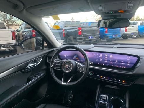 Used 2024 Buick Envision Preferred image 34