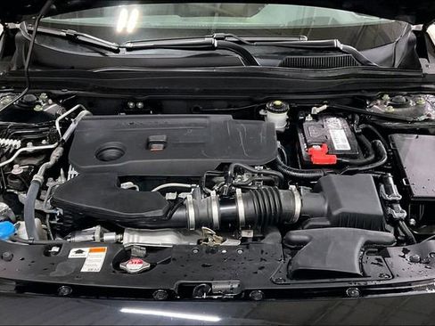 Used 2021 Honda Accord Touring image 11
