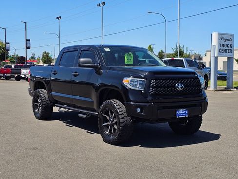 Used 2019 Toyota Tundra Platinum AWD/4WD image 4