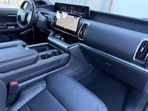 New 2025 Ford Expedition Max Platinum w/ Stealth Appearance Package image 12