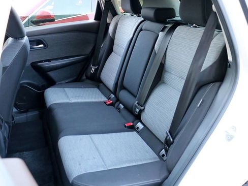 Used 2023 Nissan Rogue SV AWD/4WD image 19