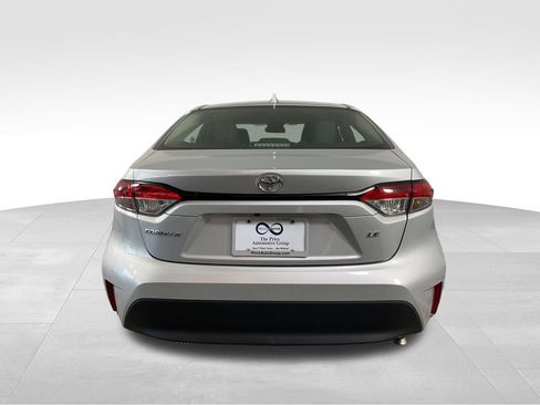 Used 2024 Toyota Corolla LE FWD image 8