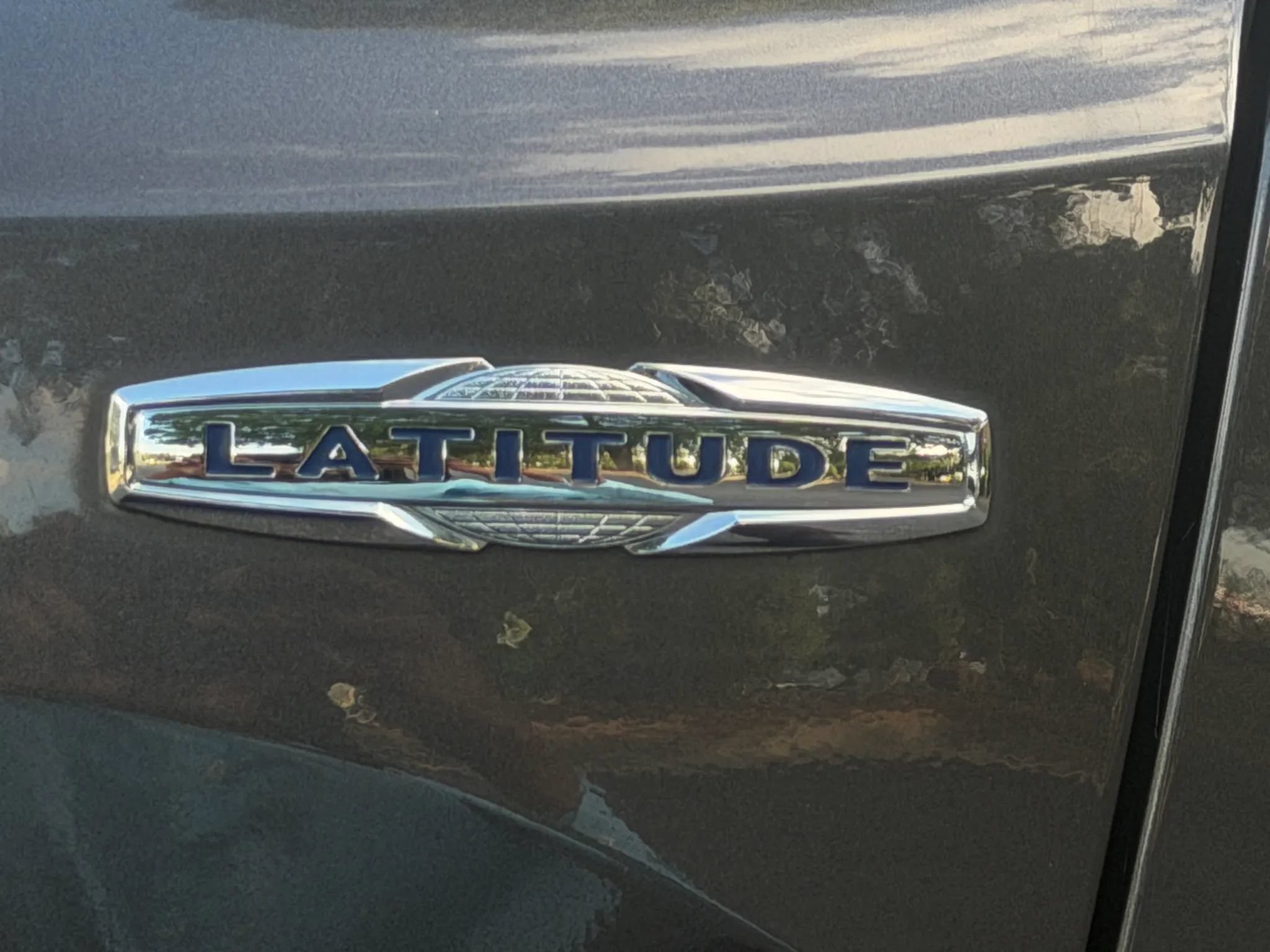 Used 2019 Jeep Renegade Latitude w/ Safety & Security Group II FWD image 36