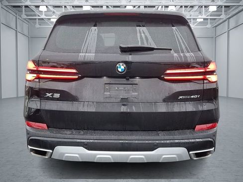 Certified 2025 BMW X5 xDrive40i w/ Executive Package image 6