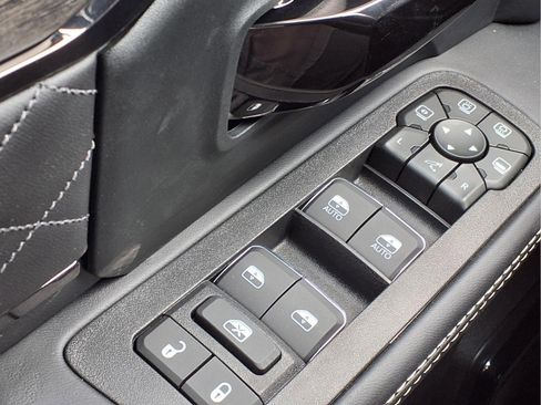 New 2026 RAM 2500 Limited AWD/4WD image 14