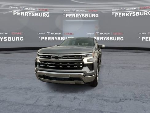 Used 2026 Chevrolet Silverado 1500 LTZ w/ LTZ Premium Package AWD/4WD image 3