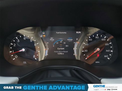 Used 2025 Jeep Compass Limited w/ Sun & Sound Group image 15