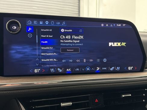 Used 2025 Chevrolet Tahoe High Country AWD/4WD image 21