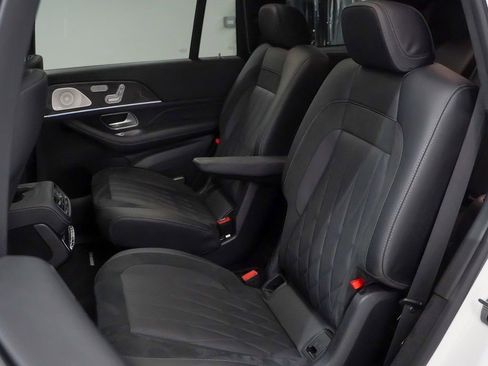 Used 2023 Mercedes-Benz GLS 63 AMG 4MATIC image 19