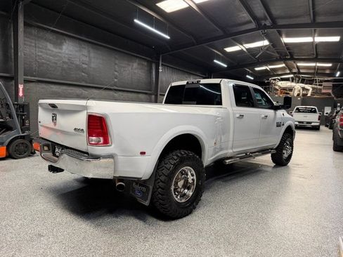 Used 2016 RAM 3500 Laramie w/ Cold Weather Group AWD/4WD image 5