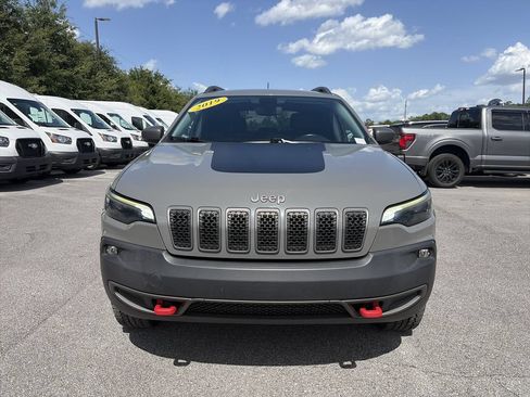 Used 2019 Jeep Cherokee Trailhawk w/ Cold Weather Group AWD/4WD image 10