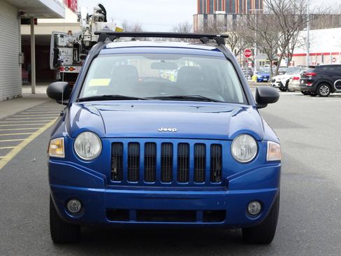 Used 2009 Jeep Compass Sport FWD image 2