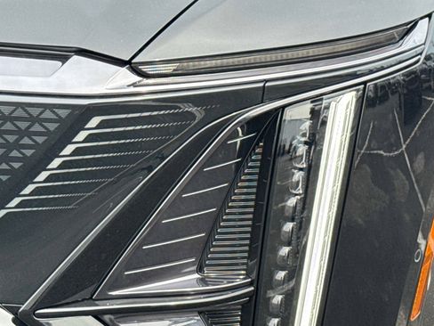 New 2026 Cadillac Lyriq V w/ LPO, Floor Liner Package image 23