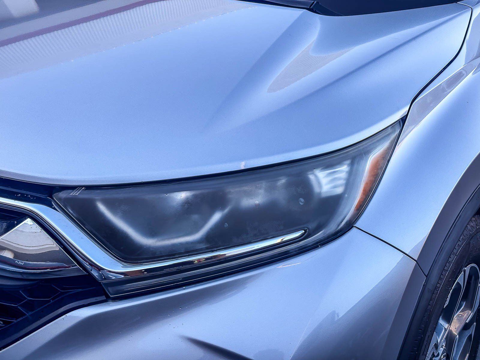 Used 2018 Honda CR-V EX image 8