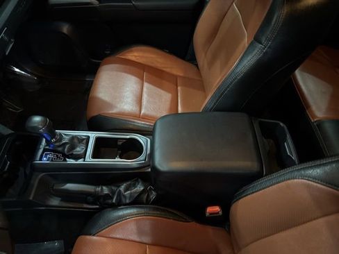 Used 2021 Toyota Tacoma TRD Off-Road image 30