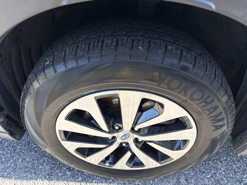 Used 2023 Subaru Outback Premium image 10