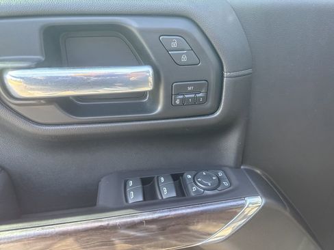 Used 2021 Chevrolet Silverado 1500 LTZ w/ LTZ Premium Package image 18