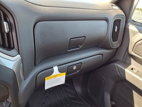 Used 2026 Chevrolet Silverado 1500 W/T w/ WT Value Package RWD image 15