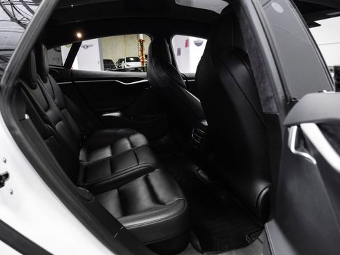 Used 2018 Tesla Model S 75D image 41