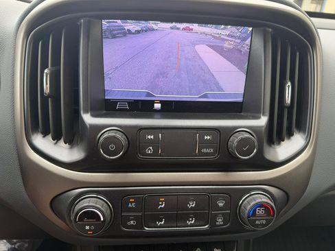 Used 2019 Chevrolet Colorado Z71 w/ LPO, Premium Interior Package AWD/4WD image 13