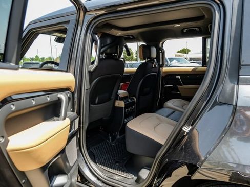 New 2026 Land Rover Defender 110 X AWD/4WD image 51