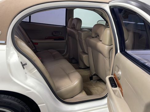 Used 2002 Buick Le Sabre Custom w/ Luxury Pkg FWD image 17