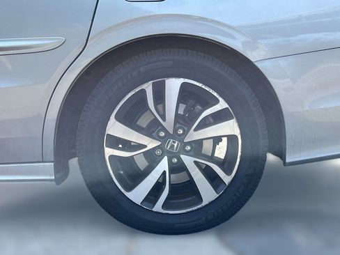 Used 2019 Honda Odyssey Elite image 6