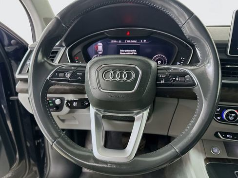 Used 2020 Audi Q5 Prestige w/ Prestige Package image 18
