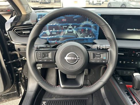 New 2026 Nissan Kicks SR image 23