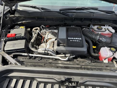 Used 2024 GMC Sierra 1500 AT4 w/ Technology Package image 20