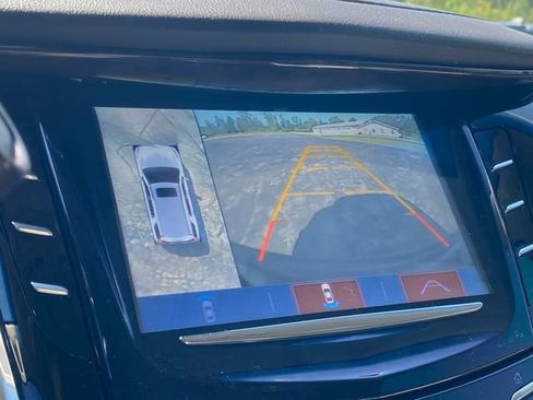 Used 2017 Cadillac Escalade Luxury AWD/4WD image 28