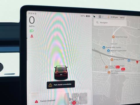 Used 2023 Tesla Model Y Performance image 17