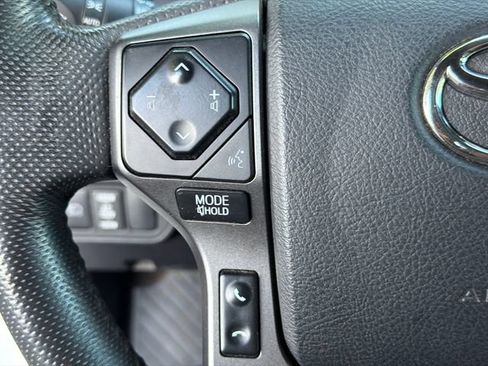 Used 2023 Toyota Tacoma TRD Off-Road w/ Technology Package AWD/4WD image 24