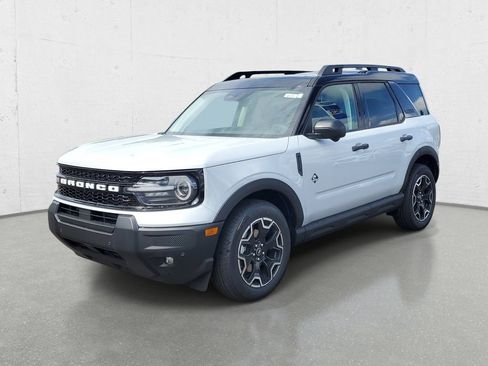 New 2026 Ford Bronco Sport Outer Banks w/ Outer Banks Tech Package+ AWD/4WD image 4