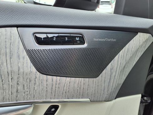 Certified 2023 Volvo XC90 T8 Plus w/ Protection Package image 10